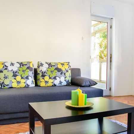 Apartment Family Time Umag Exterior foto